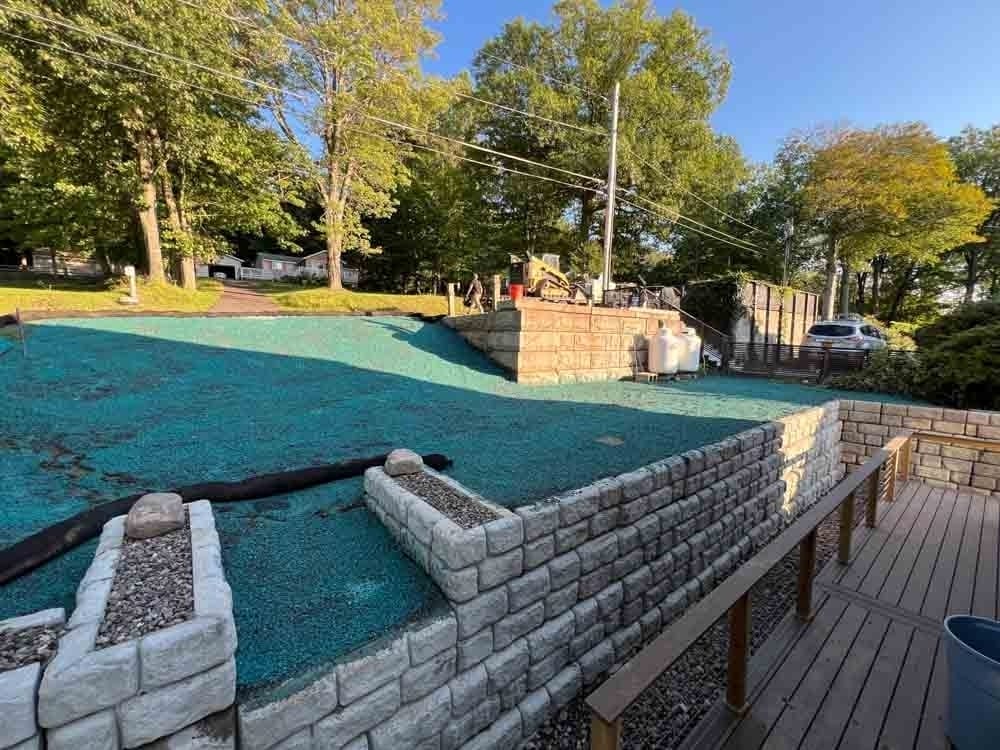 Hardscaping & Retaining Walls, Excavation & Site Work, retaining wall